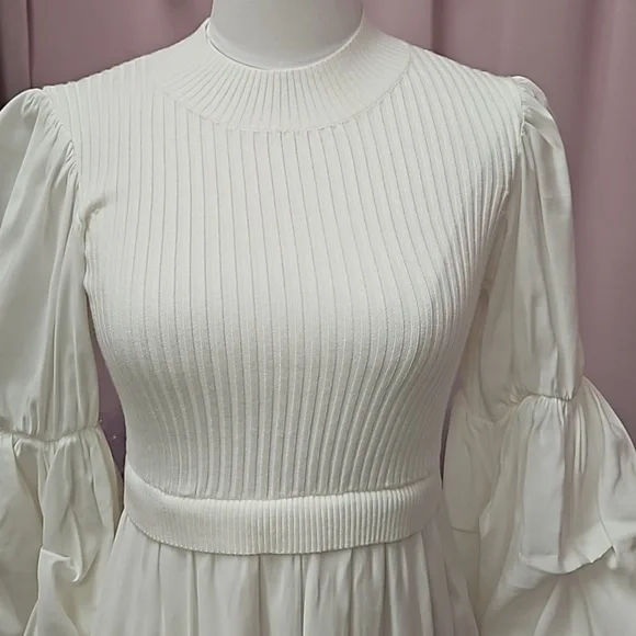 'English factory' puff sleeve sweater dress - Picture 2 of 4